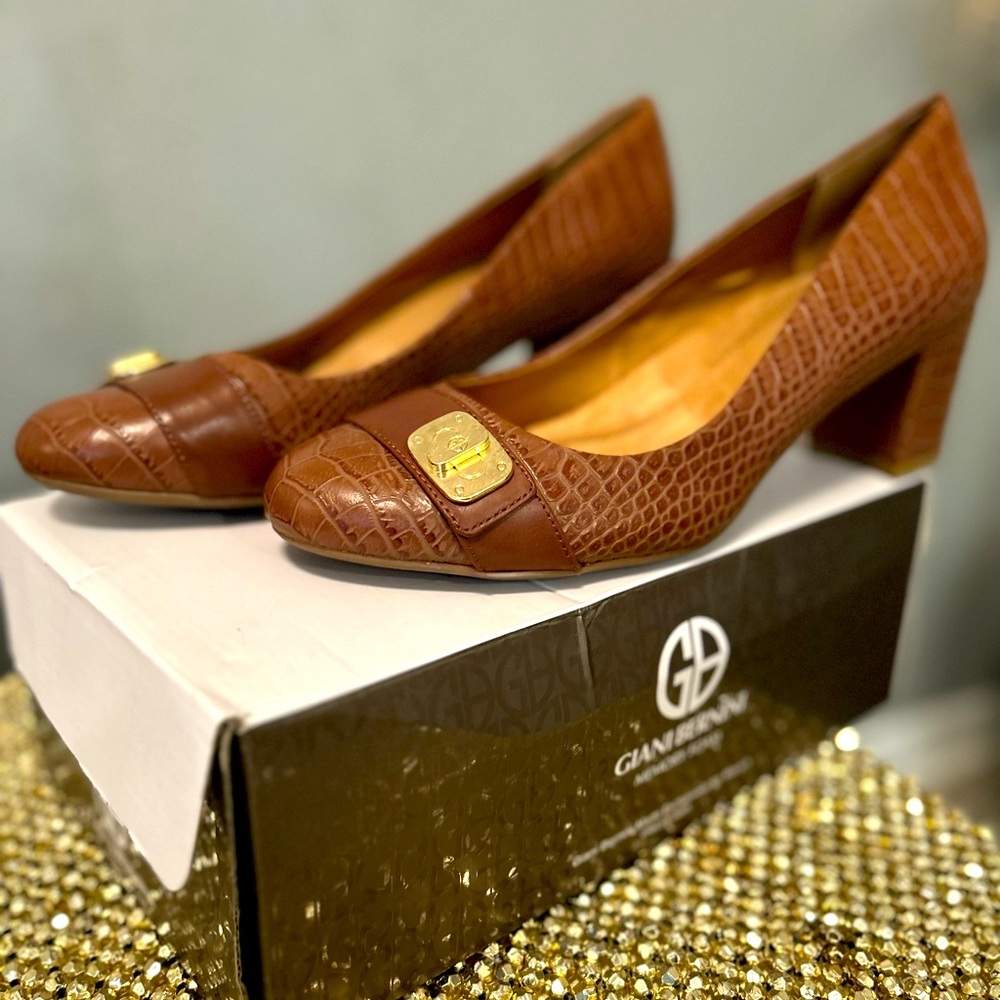 New Giani Bernini Heels